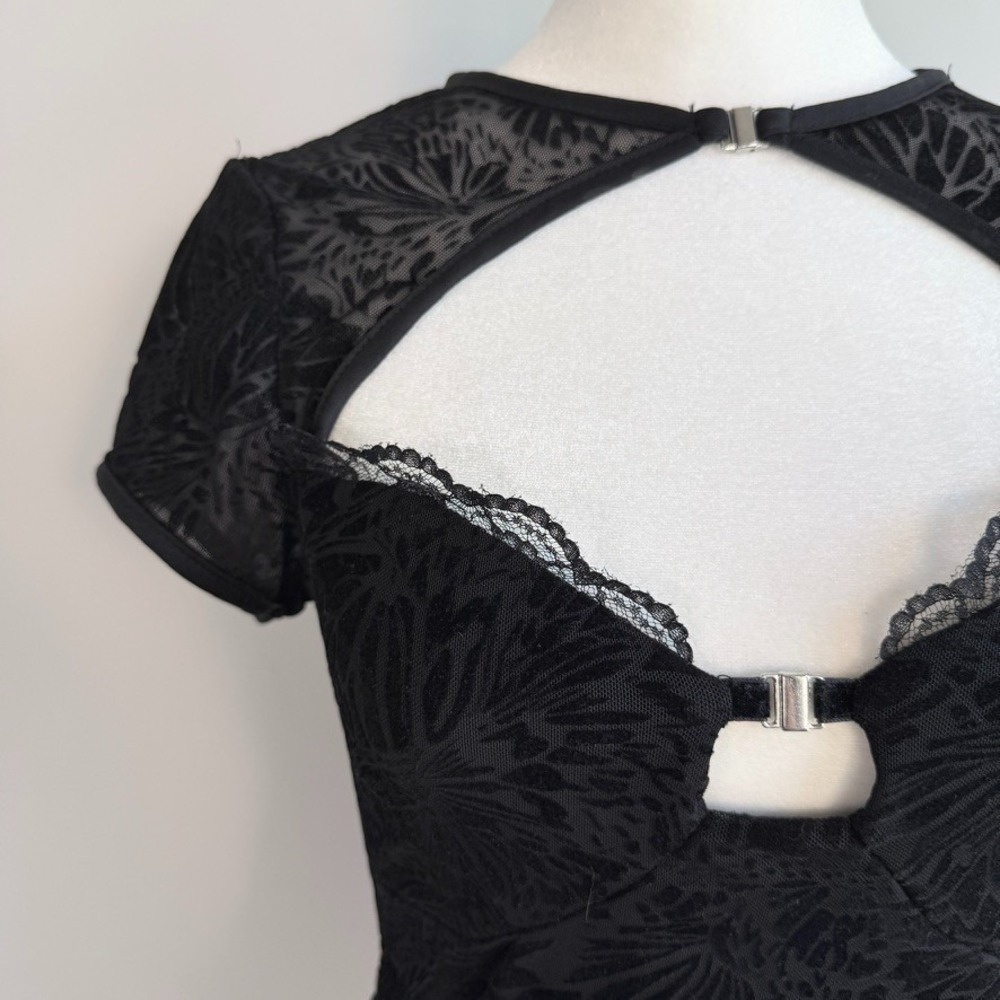 Black Velvet‎ Burnout Babydoll Sheer Back Top Medium Lace Fairy Grunge - Picture 4 of 10
